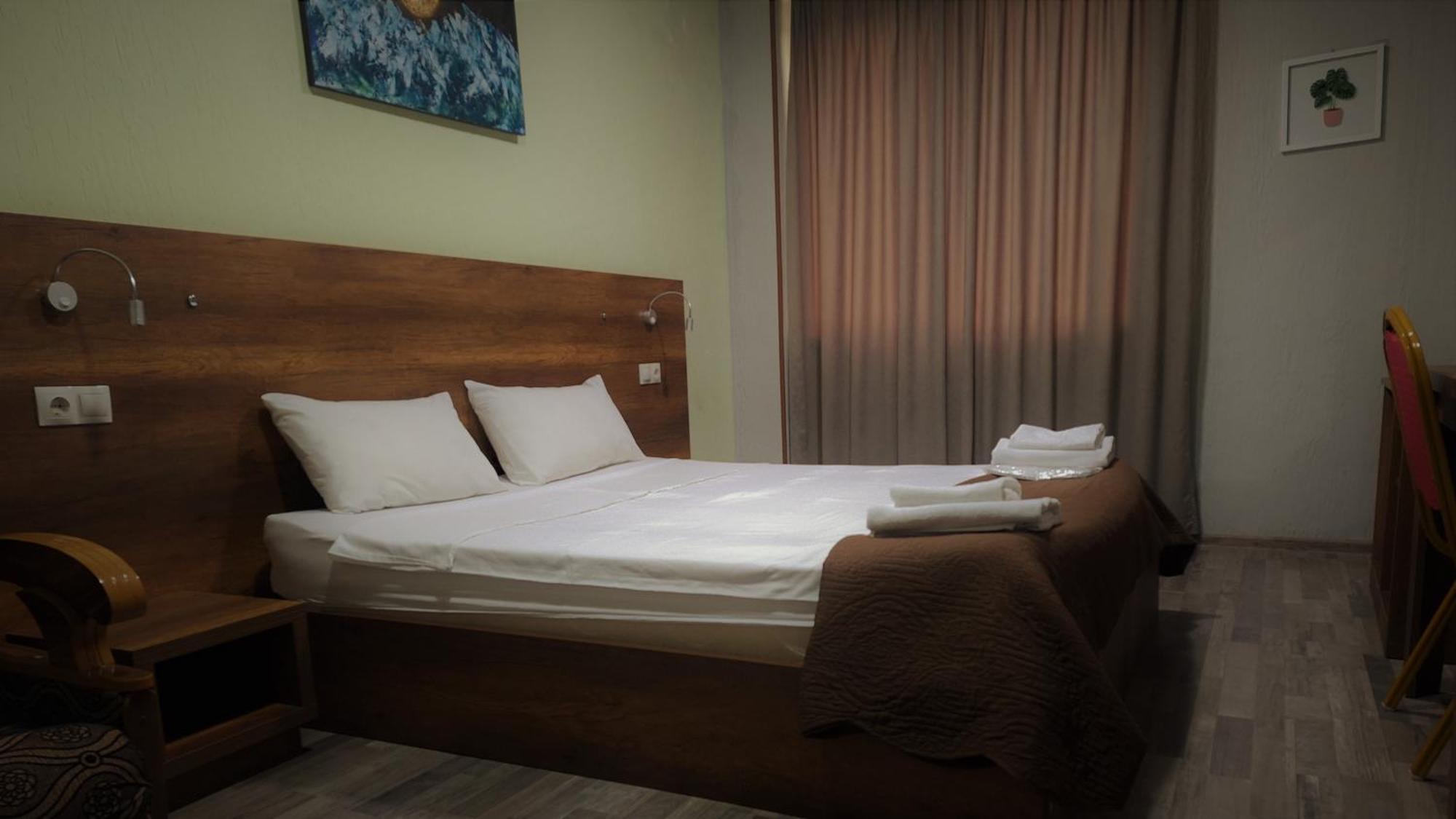 Hotel Georgian Kutaisi Luaran gambar
